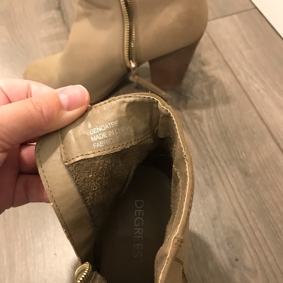 Degrees caramel booties - Picture 3 of 3